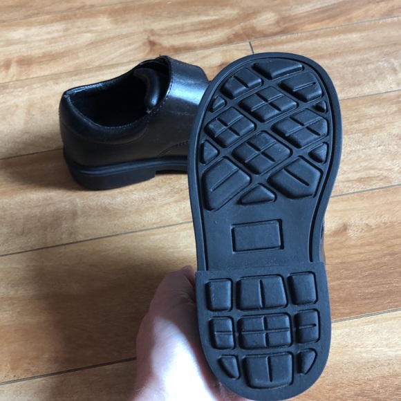 3/$20 Black toddler dress shoes with Velcro - Picture 3 of 5